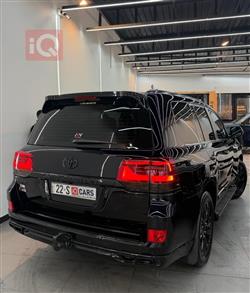 تويوتا لاندكروزر